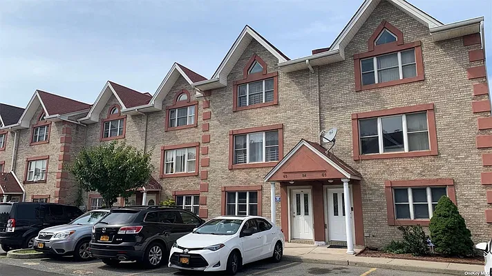 Sold by Century Homes Realty Group LLC | media 26