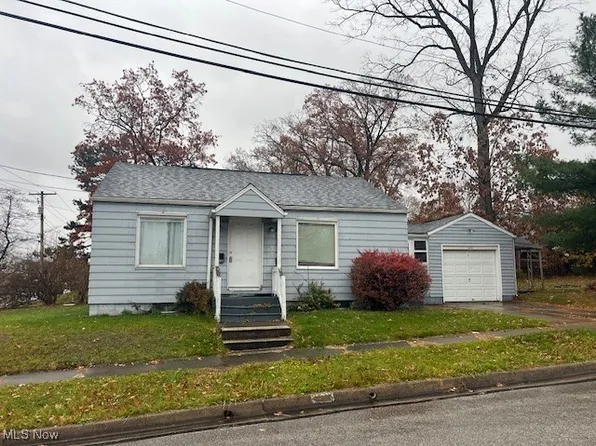 2651 21st St, Cuyahoga Falls, OH 44223