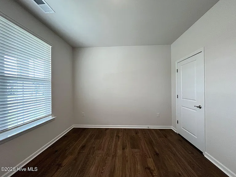 512 Ragapple Ln — Photo 23