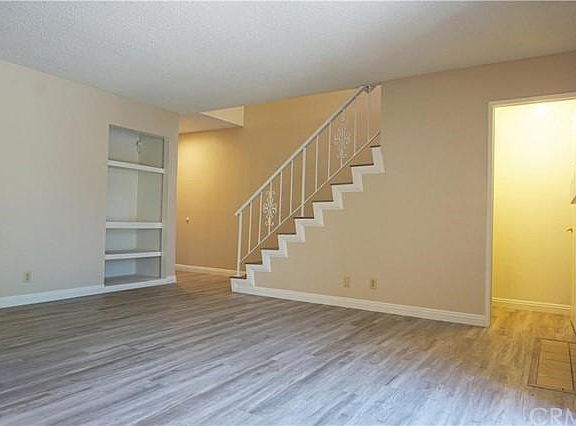 5th image of 1177 N Sunflower Ave