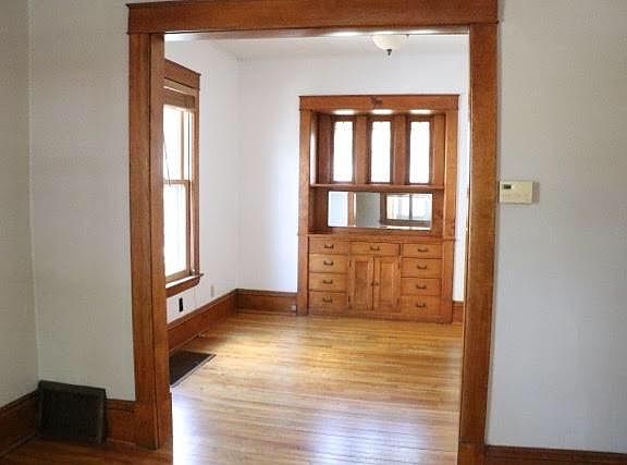 3rd image of 3233 Grand Ave S