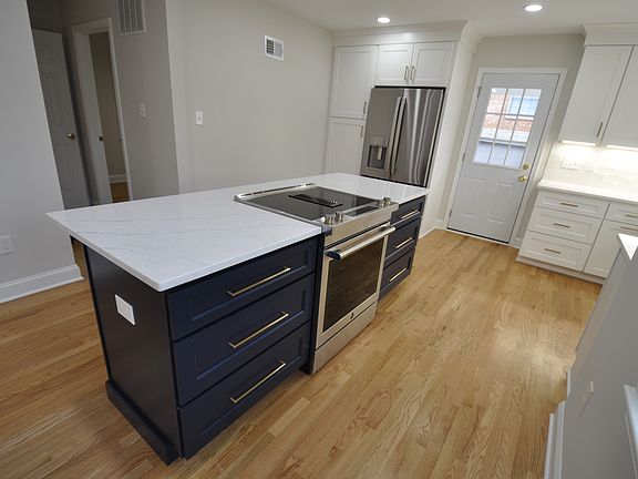 Gourmet Kitchen