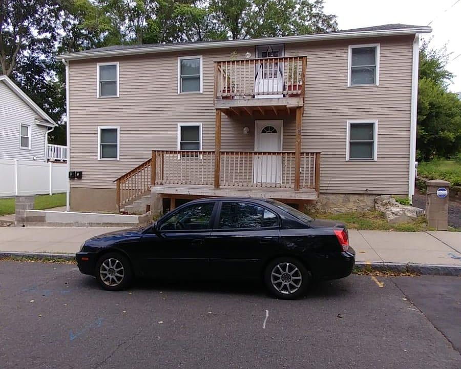 15 4th St Ansonia CT Zillow