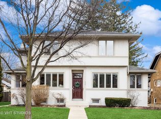 928 N Grove Ave, Oak Park, IL