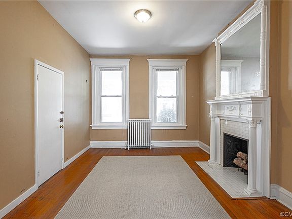 5th image of 1707 Grove Ave