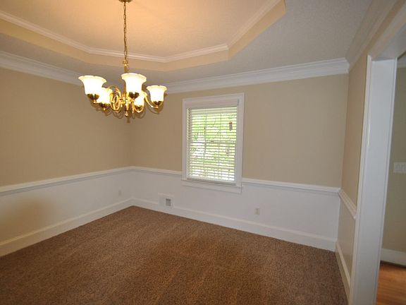 3rd image of 4910 W Lake Dr SE