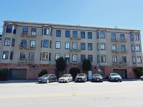 2nd image of 2555 Market St #6