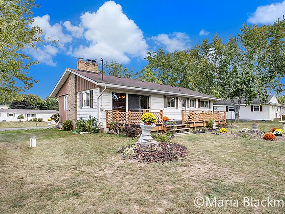 5th image of 193 Greenfield Dr