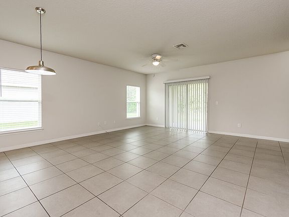 4th image of 141 Pompei Dr