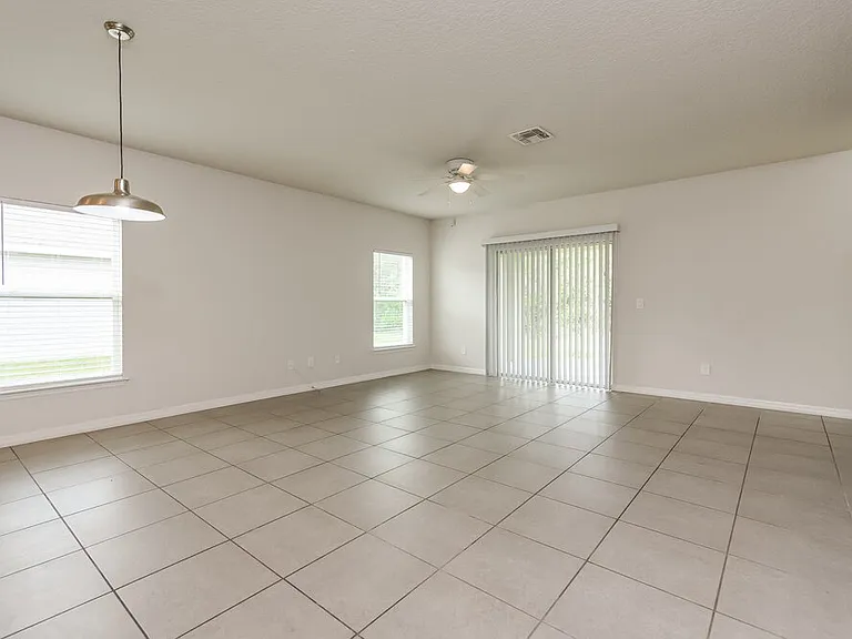 141 Pompei Dr — Photo 4