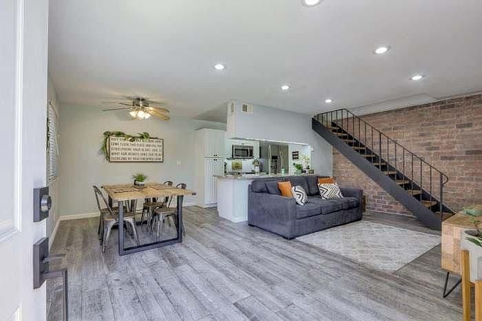 1st image of 755 Warring Dr APT 2