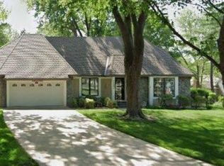 12203 W 104th St, Overland Park, KS 66215