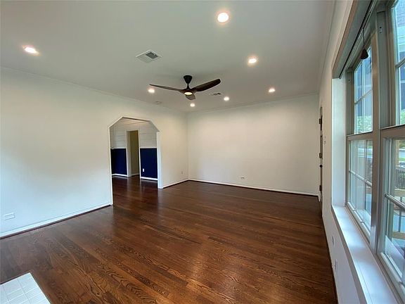 4th image of 1140 Dorothy St