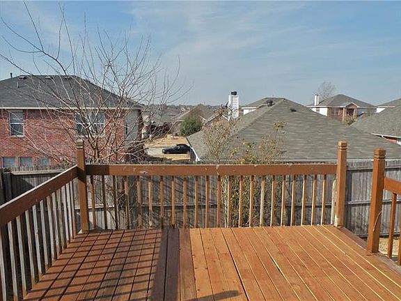3rd image of 6733 Bear Hollow Ct