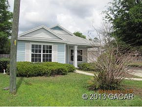 2nd image of 1219 NE 21st Ct