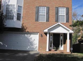 3009 12th St S, Arlington, VA 22204