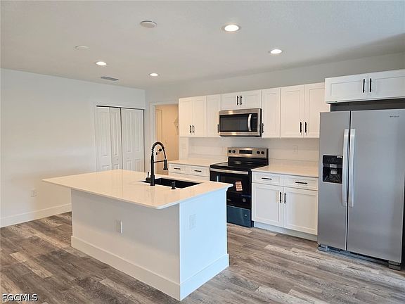 5th image of 2106 Basin St