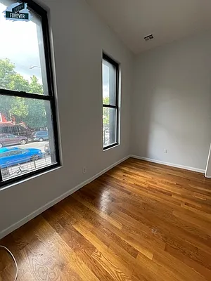 Rented by Fifth & Forever LLC | media 8