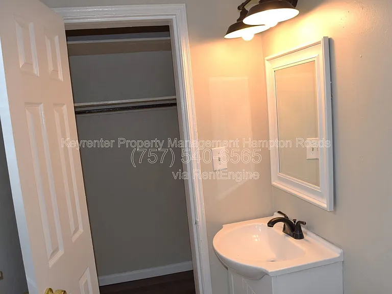 925 Little Bay Ave #A3 — Photo 24