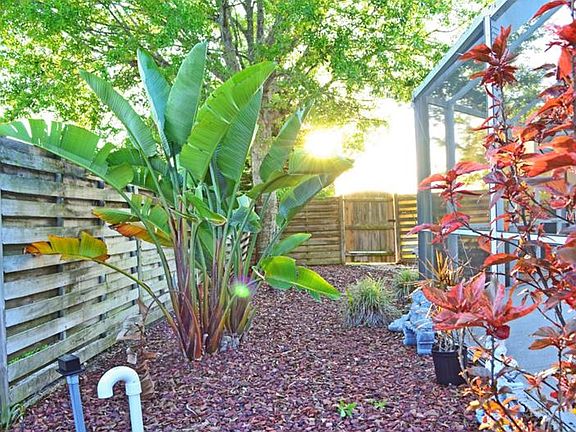 5th image of 17315 Sabrina Cir