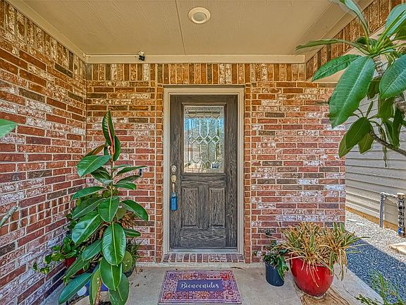 5th image of 13031 Mills Creek Meadow Dr