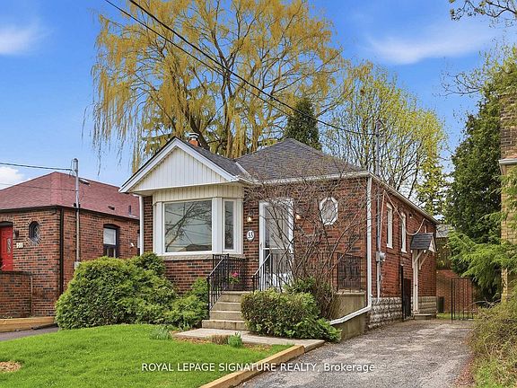 3rd image of 53 Juliet Cres