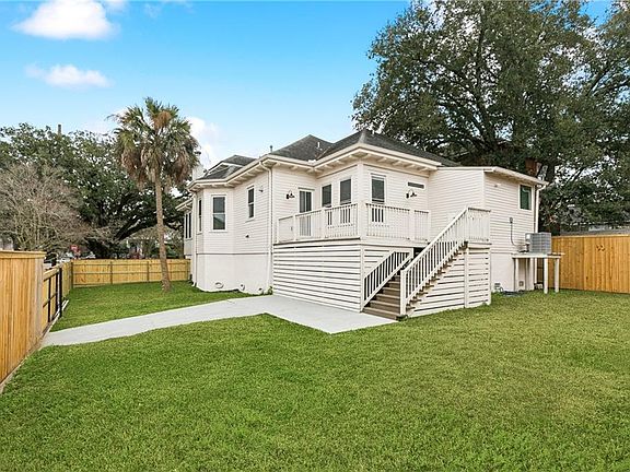 4th image of 3132 Napoleon Ave
