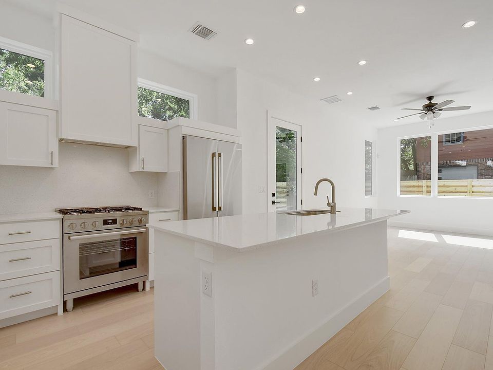 1st image of 1503 Newton St #B