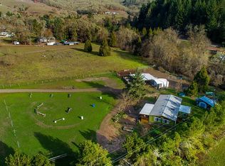 338 Raleigh Dr, Winston, OR 97496