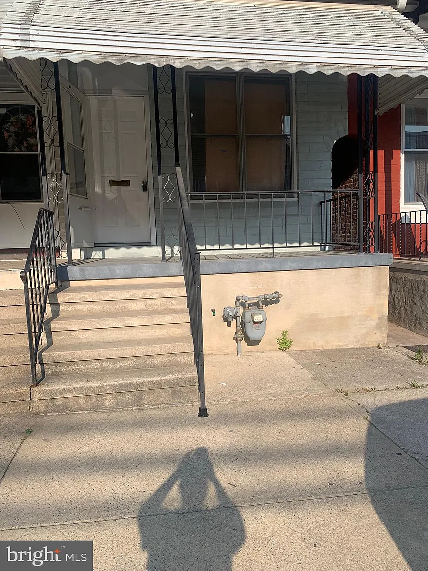 1547 N 10th St photo 1
