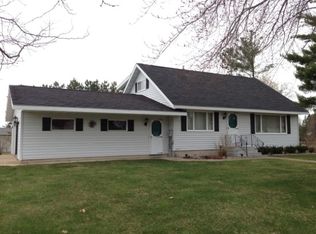 4902 Meadow Valley Dr, Vesper, WI 54489