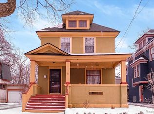 412 Elm St, Kalamazoo, MI 49007