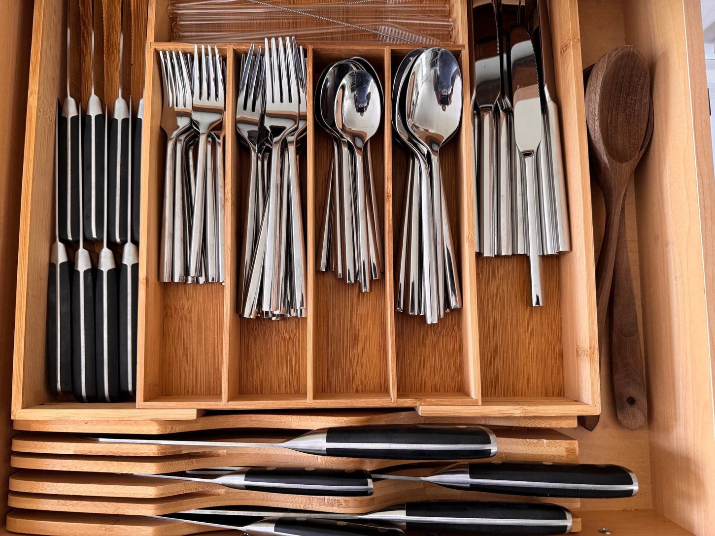  Drawers and cabinets are fully organized down to every detail.