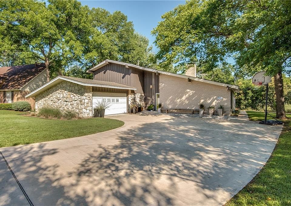 1st image of 2756 Bay Meadows Ct