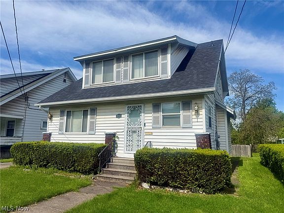 3rd image of 1056 Homewood Ave SE