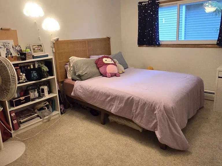 206 Kings Row #B — Photo 9