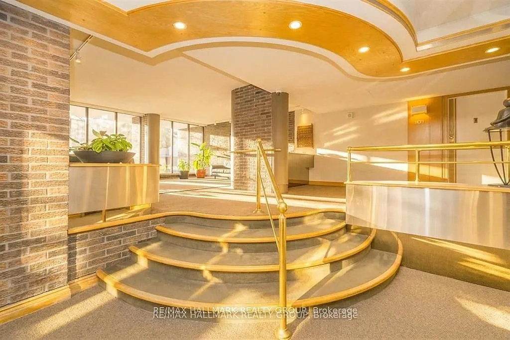 2 bed, $2,950 — Photo 4