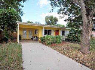 156 Riley Ave, Palm Springs, FL 33461