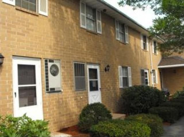 1st image of 107 Elmwood Dr