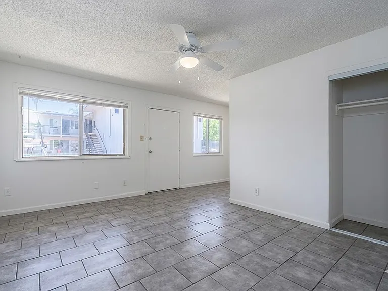 Plaza Estates — Photo 17