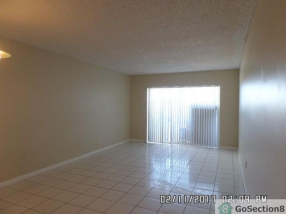3rd image of 3610 NW 21st St APT 303