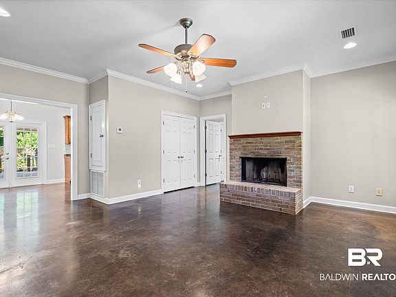 2nd image of 18948 Summer Oaks Pl