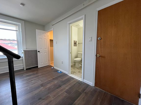 3rd image of 1240 W Main St #6