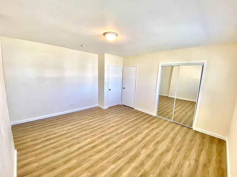 1530 Locust Ave #D — Photo 9