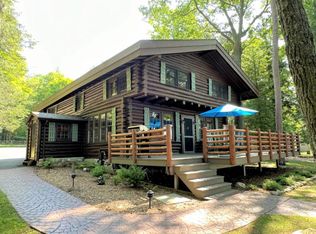 5923 Pine St, Hubbard Lake, MI 49747