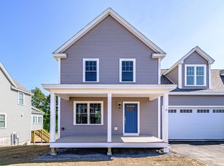 151 Falcon Crest Dr #16, Gorham, ME 04038