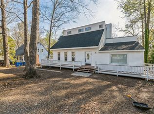 125 Mosswood Ct, North Chesterfield, VA 23236