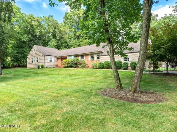 19 Fairway W, Colts Neck, NJ 07722