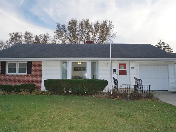 2633 Brighton Rd, Rockford, IL 61108