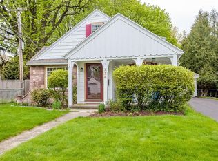 135 Frontenac Hts, Rochester, NY 14617